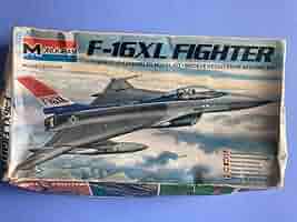 モノグラム　1/72 F-16XL プラモデル　戦闘機 Rare Monogram 1/72 F-16XL Fighter Model Kit 5206 | eBay